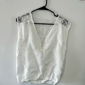 Elegant White Sleeveless Top